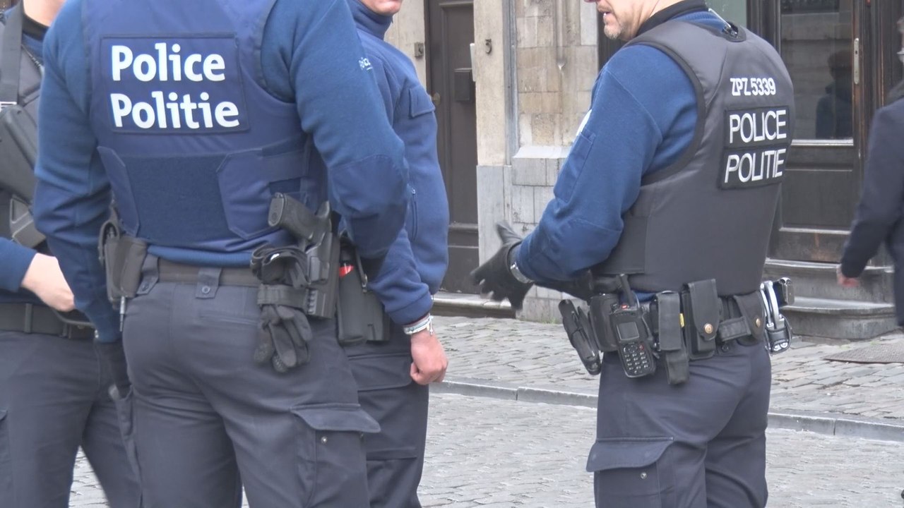 Bruxelles: "sérieuses" menaces d'attentats pendant les fêtes", deux arrestations