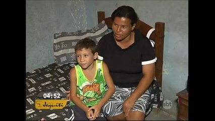 Menino surpreende Papai Noel e pede paz aos sírios