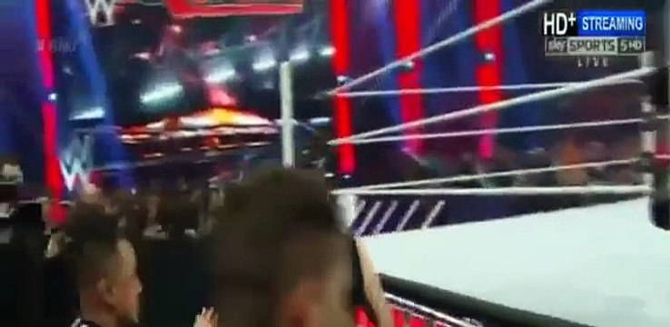 WWE Raw 28 December 2015 Kevin Owens attack Neville - Wwe Raw 28.12.2015