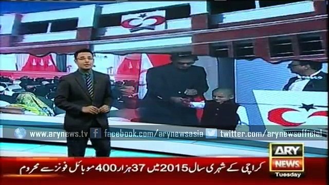 پشاورمیں شوکت خانم اسپتال کی تقریب سے ایک گونگے بہرے شخص اورایک بے روزگارکودھکے دے کرباہرنکال دیا گیا۔