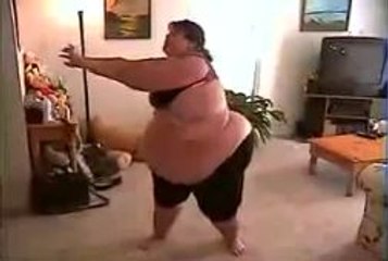 OMG!!! Fat Lady Doing Exercise Masti-Top Funny Videos-Top Prank Videos-Top Vines Videos-Viral Video-Funny Fails