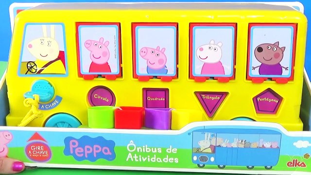 Peppa Pig e George No Ônibus de Atividades Brinquedos Toys Juguetes Em Português BR