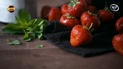 Allah'ın isimleri: Rezzak (Rızık veren, insanların faydasına olmak üzere nimetlerini veren)