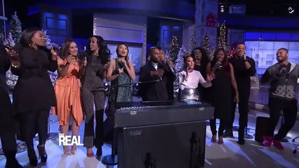 Web Exclusive: Kirk Franklin Takes Us to Church