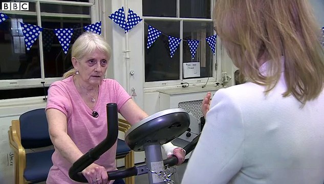 Smokers urged to quit in 2016 to avoid lung disease