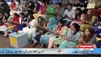 Nasir Chinyoti as Minister - Khabardar with Aftab Iqbal