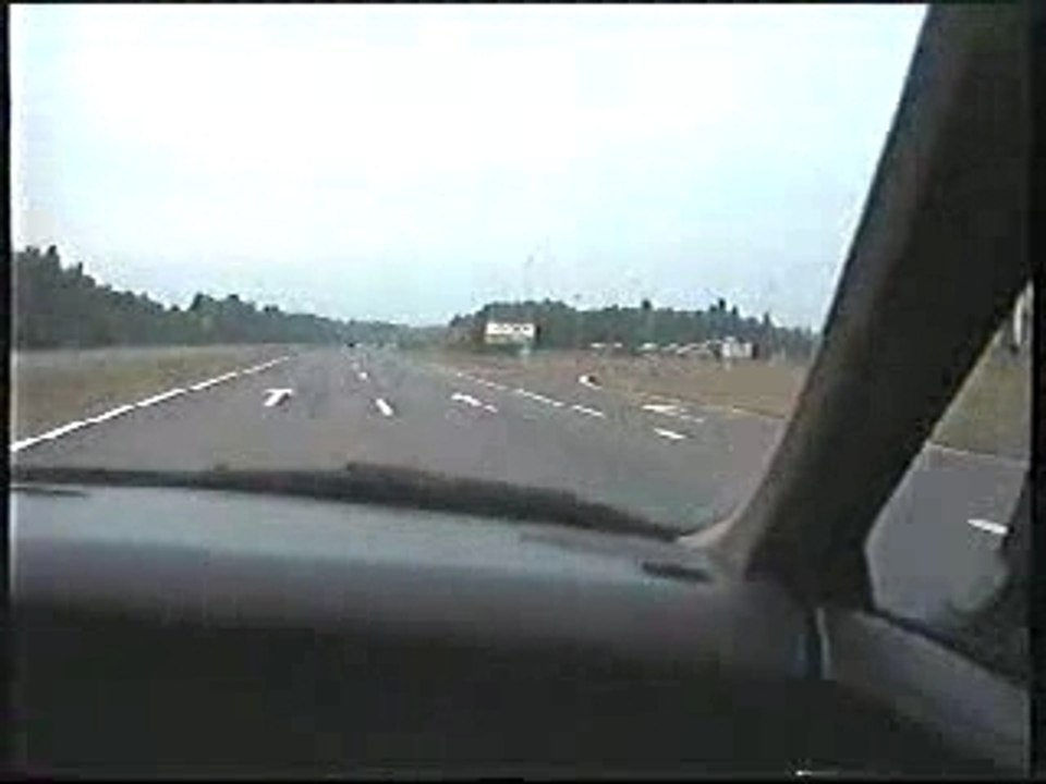 R1 vs Audi S2
