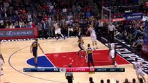 Blake Griffin Gets Fancy with the Dribble