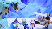Batman and Captain Cold with Mr Freeze and Ice Clay Face Attempt to Save Star Wars Luke Skywalker