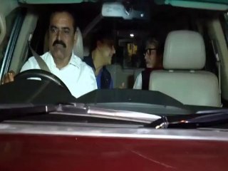 Big B catches Screening of Wazir