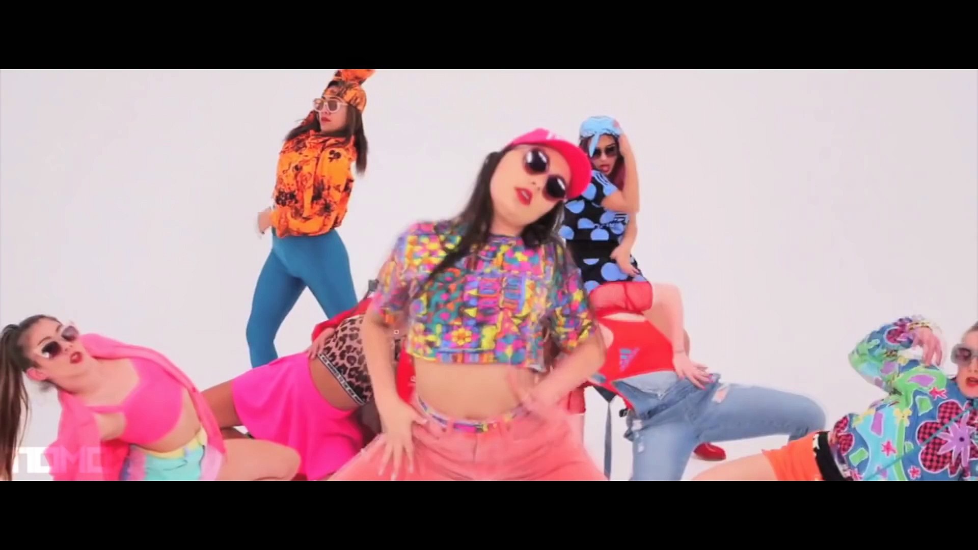 ⁣2015 Hits Mashup - Best Songs of 2015