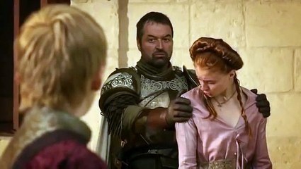 Joffrey shows Sansa beheaded Ned - Game of Thrones (1x10)