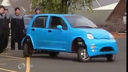 360 derece dönebilen araba