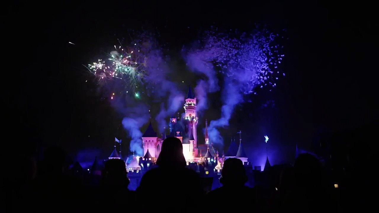 Star Wars Disney Fireworks Star Wars Darth Vader Goes To Disneyland