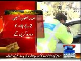 CM KPK Pervaiz Khattak orders KPK Wardens to open road which was closed for President Mamnoon Hussain's VIP Protocol