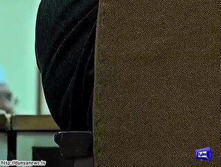 Exclusive footage of Tahir-ashrafi , maulana sherani fight .