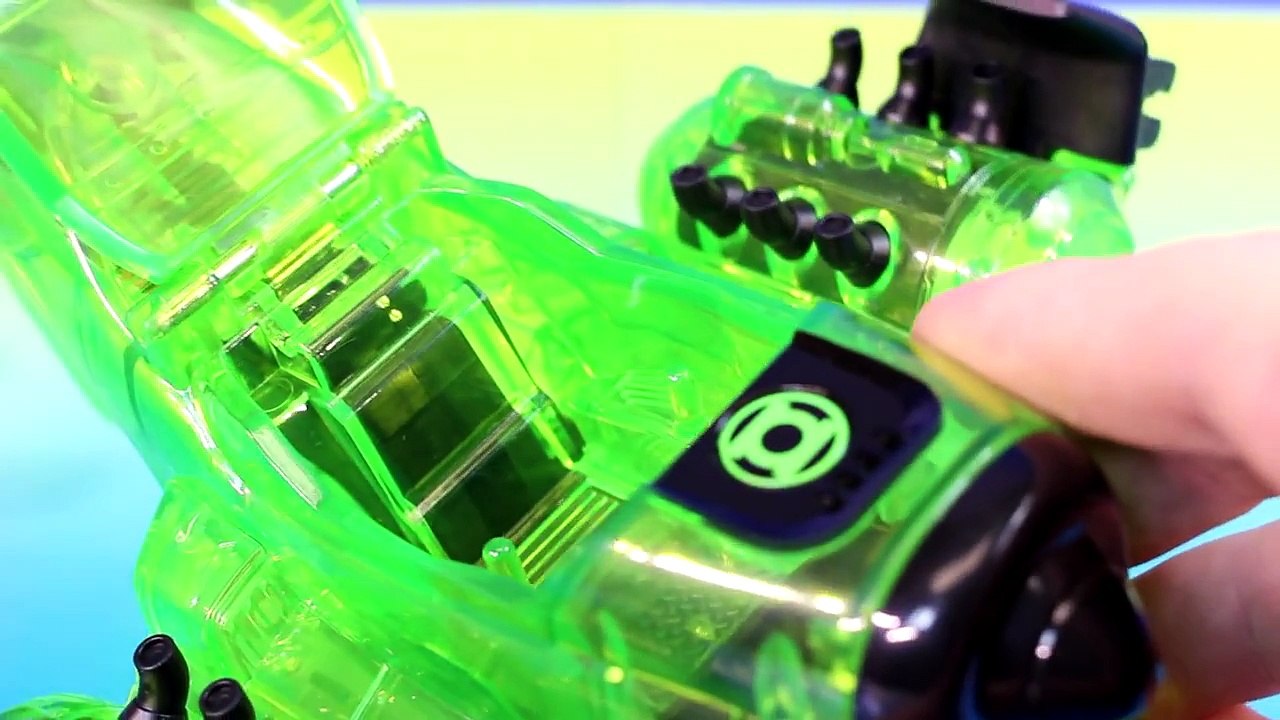 Imaginext Green Lantern Jet Destroys Clayface Mr. Freeze And The Freeze Jet