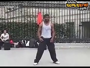 Kızlardan Sıradışı Break Dans Gösterisi! #HipHop #BreakDans