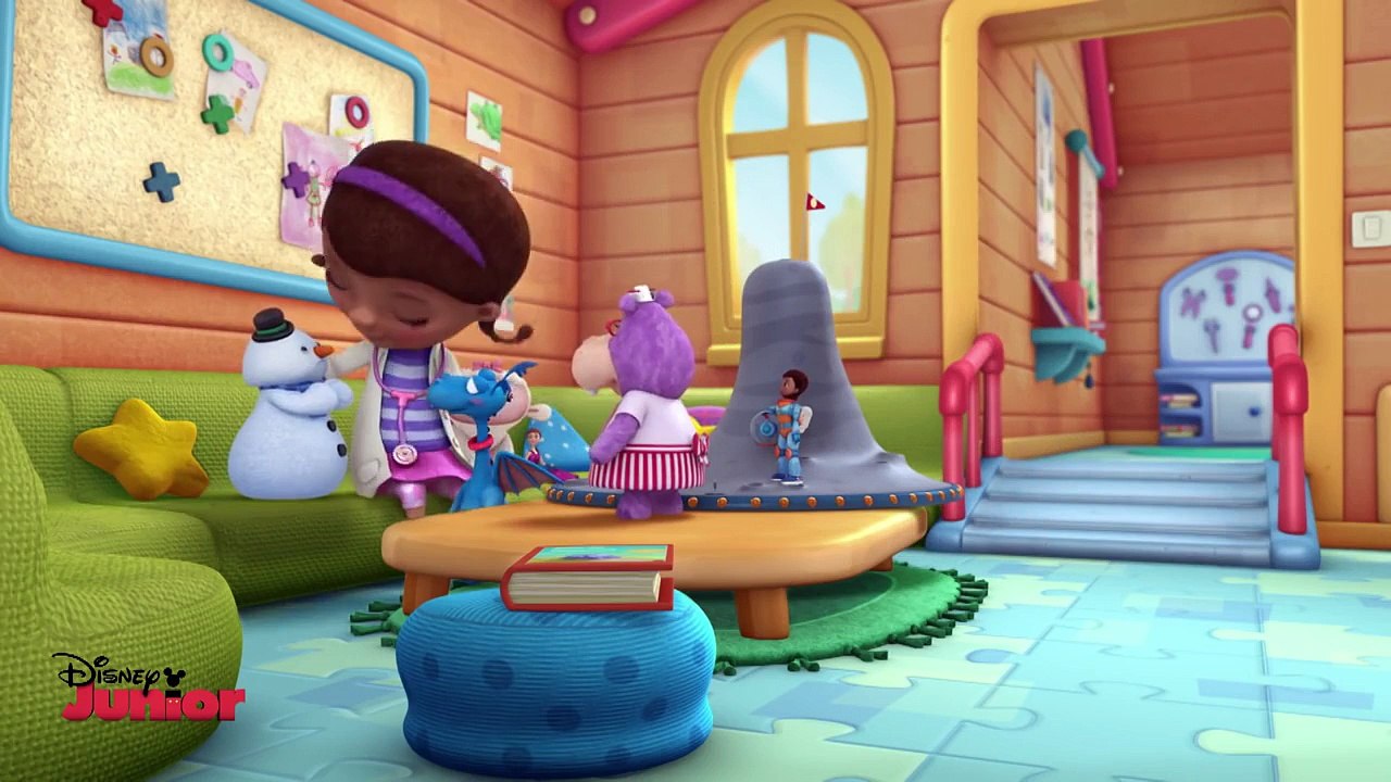 Luna on the Moon-a | Doc McStuffins | Disney Junior UK