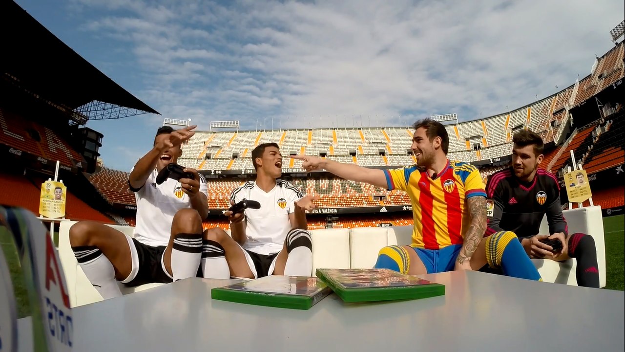 FIFA 16 - Torneo jugadores Valencia CF - Alcacer, Gayá, Alves, André Gomes,...