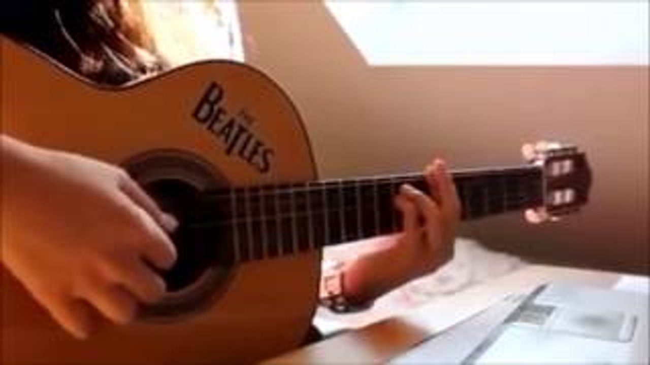 Düşlerde sevdim seni söyleyemedim