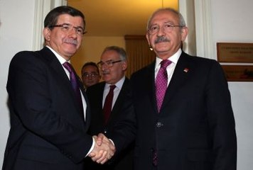 Davutoğlu-Kılıçdaroğlu Görüşmesi Başladı