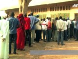 Centrafrique: les citoyens votent avec ferveur pour retrouver la paix