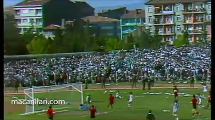 12.04.1987 - 1986-1987 Turkish 1st League Matchday 30 Eskişehirspor 2-3 Beşiktaş