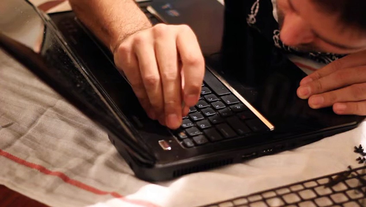 (wahlaptop)How to fix a overheating laptop