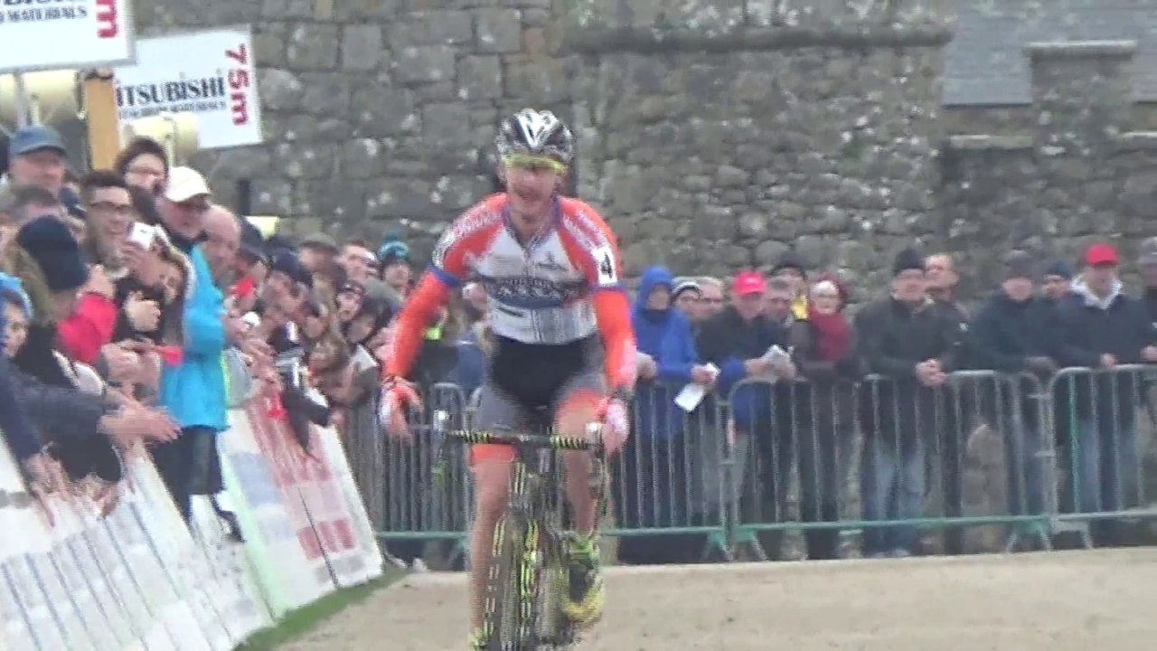 Coupe de France de cyclo-cross 2015 : L'arrivée des Espoirs à Flamanville