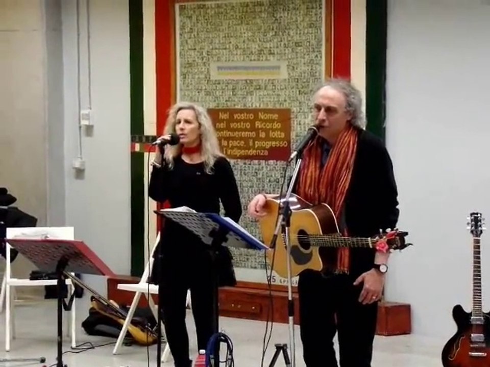 PIETA’ L’E’ MORTA (L’ORCHESTRINA DEL SUONATORE JONES)