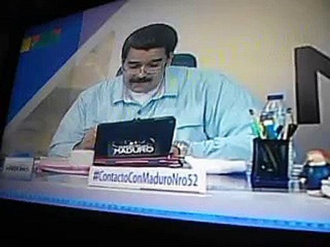 Maduro volvió a leer al aire: Nicolás Maduro chúpatelo