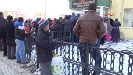 Çorum Bir Tas Çorba Kapmak İçin Birbirlerini Ezdiler