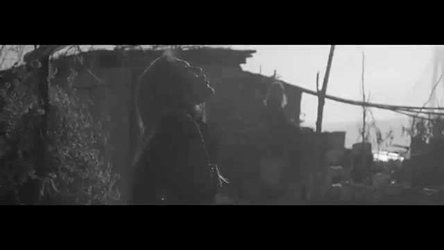 Demet Akalın ft. Berkay - 5 Yıl (Yeni 30 Aralık 2015)