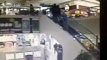 Ladrón intentó escapar de la policía y se cayó de unas escaleras