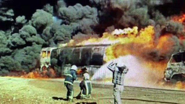 Russian Air Force Bombs 20 ISIS Oil Trucks In Syria Near Turkey!!