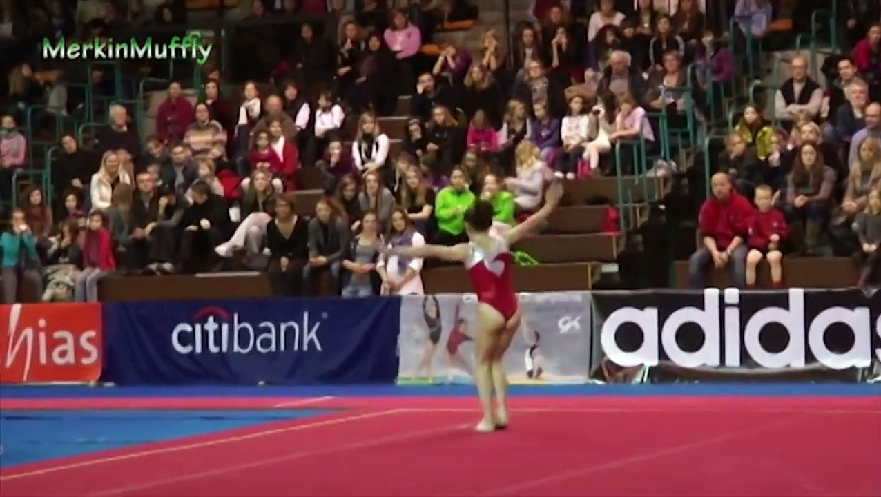 Italian Gymnast wardrobe malfunction floor routine
