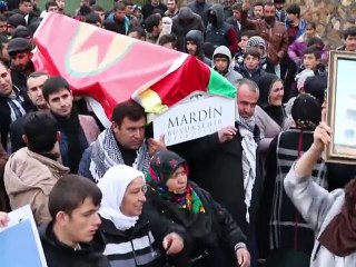 Turquie: après 19 jours de couvre-feu, des habitants découvrent les cicatrices des combats