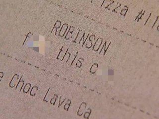 Woman finds vulgar note on pizza receipt