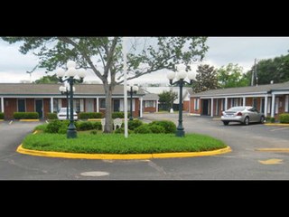 Hotels in Dothan Alabama - Find the Best Hotels in Dothan Al at Adamsinndothan.com