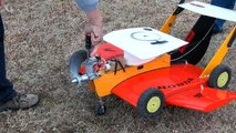 FLYING RC LAWNMOWER INCREDIBLE / RC Meeting Damelang June 2015