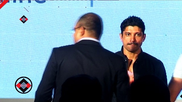 Farhan Akhtar rubbishes the rumours of a love making scene in 'Wazir' - Bollywood News - #TMT