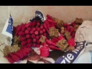 Video herunterladen: Mugnano (NA) - Sequestrata una tonnellata di botti illegali (27.11.15)