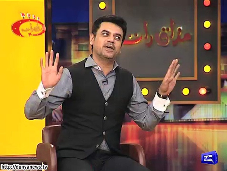 Muniba Mizari tells us something we Dont know about Meera