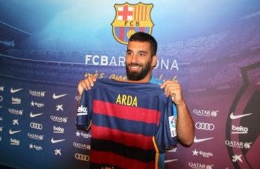 Luis Enrique, Arda Turan'ı As Takımda Oynattı