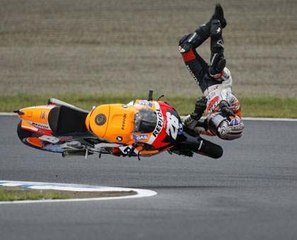 saddest bike race accidents ever... its hard to see