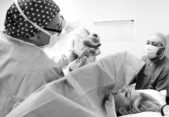 Petek Dinçöz, Doğum Anını Paylaştı