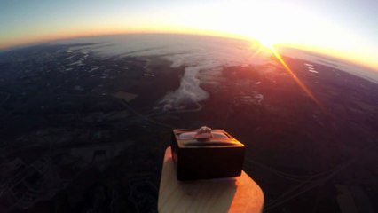 Demande en mariage : il envoie une bague dans l'espace