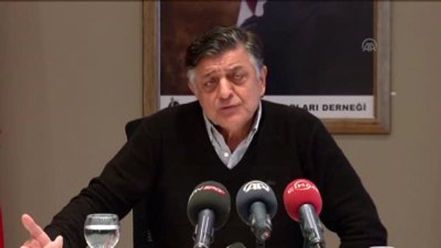 Yılmaz Vural: Fatih Terim'den Rica Ediyorum Ahmet Çalık'ı Milli Takıma Almasın (2)