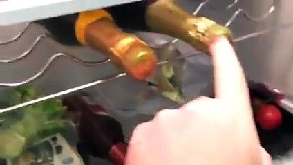 Live is so so good-2Phn5Vt91jo